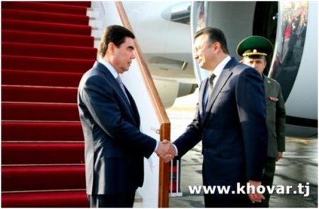  Президент Туркменистана Гурбангулы Бердымухамедов прибыл в Душанбе