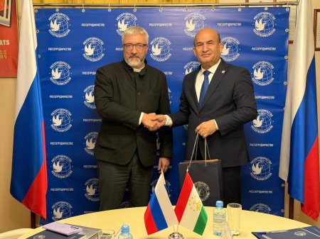 МУЛОҚОТИ МАЛИКШО НЕЪМАТЗОДА ДАР ДУМАИ ДАВЛАТИИ РУСИЯ МУЛОҚОТИ МАЛИКШО НЕЪМАТЗОДА ДАР ДУМАИ ДАВЛАТИИ РУСИЯ